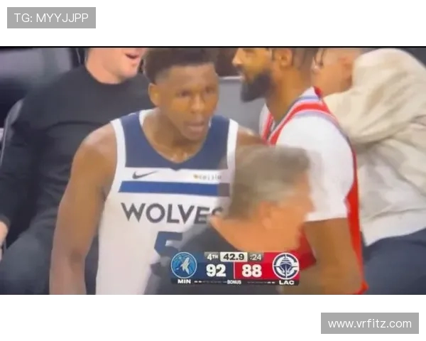 华子荣膺全明星MVP芬奇在电视前见证辉煌时刻倍感自豪